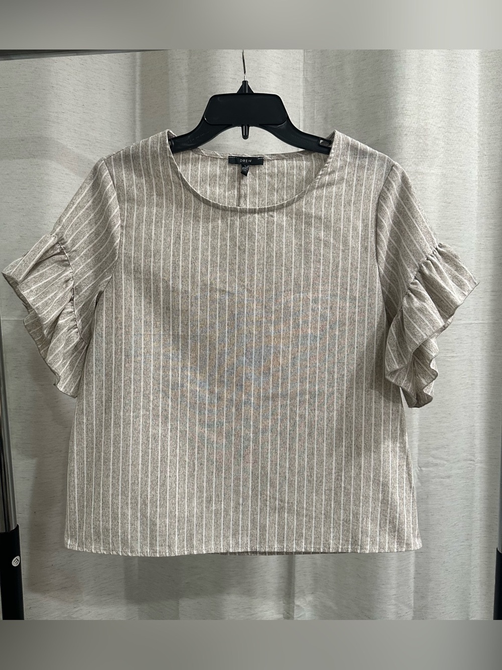 NWT DREW Ruffle Sleeve Top blouse
